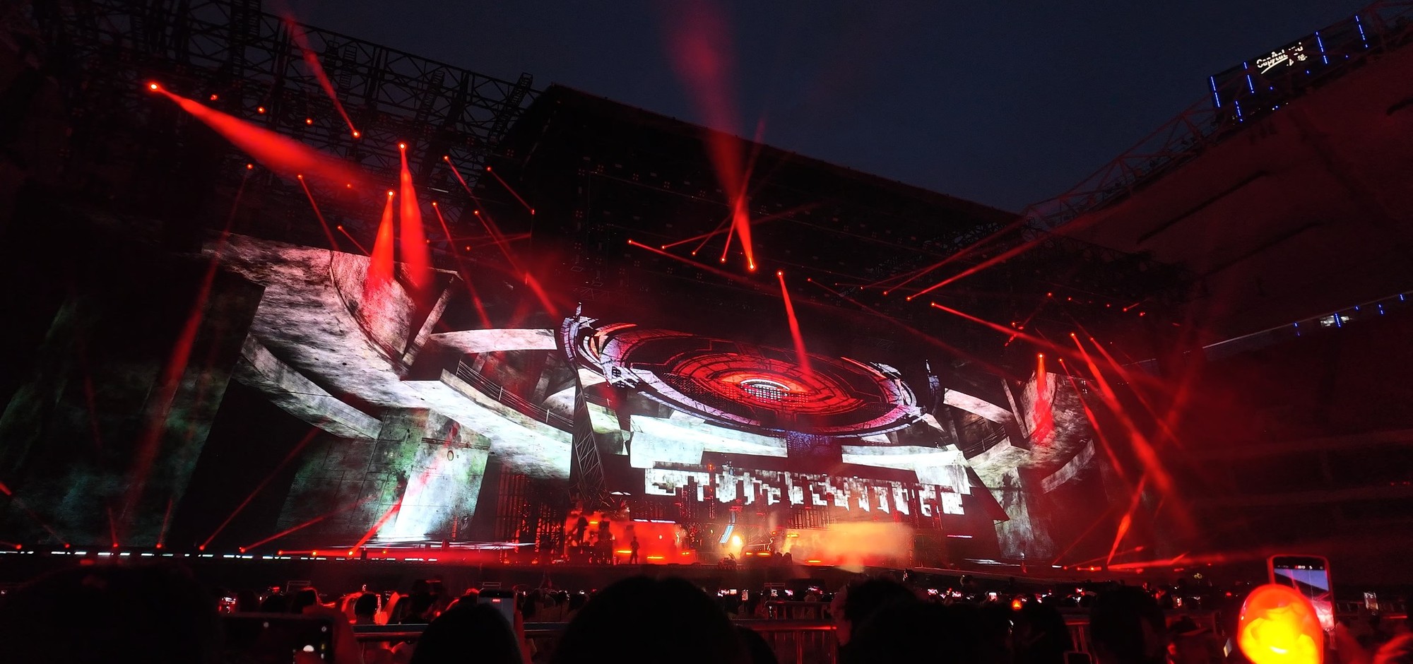 Rental LED displays live on a concert stage