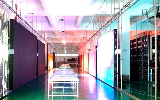 LED display aging test room